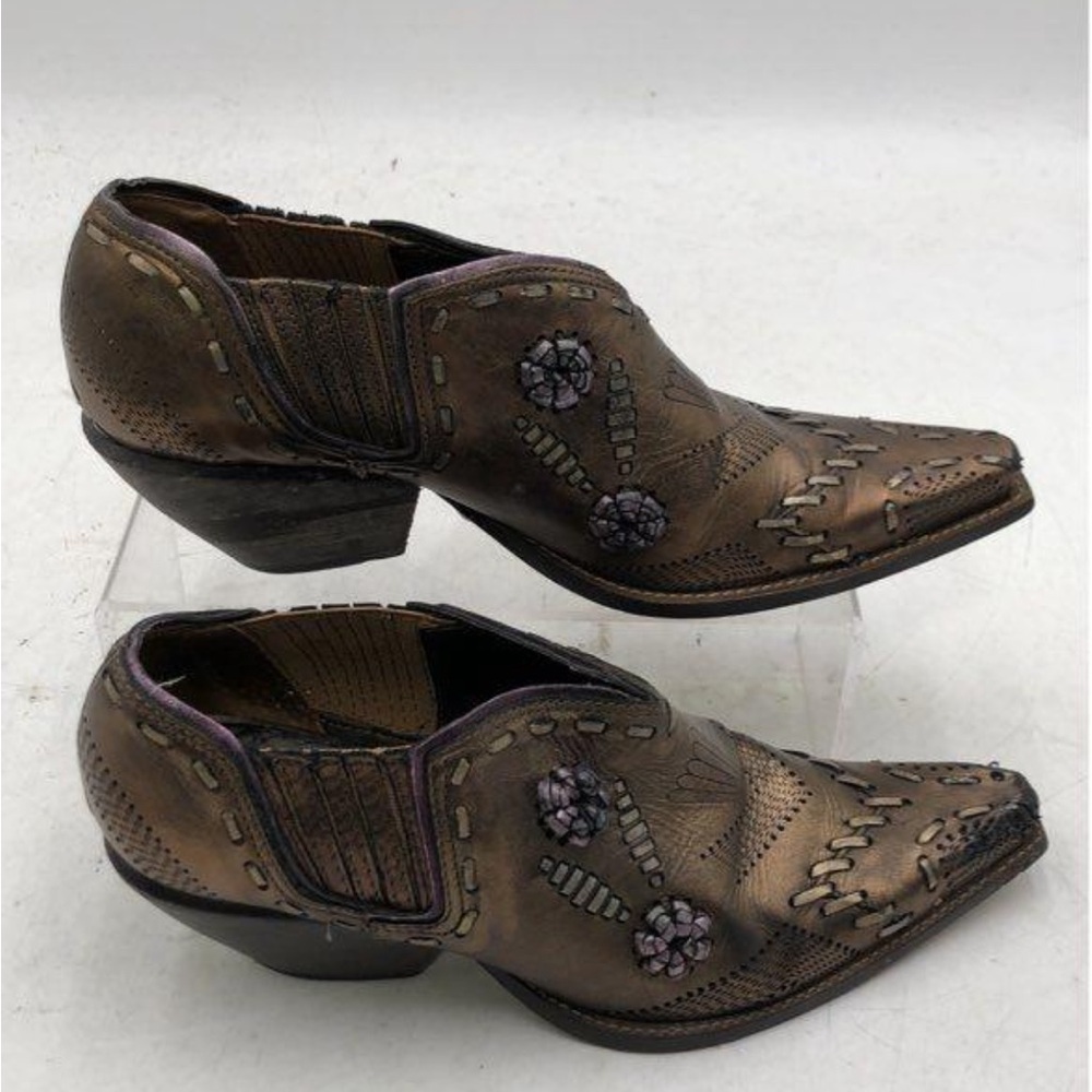 BCBGirls Bronze Leather Embroidered Western Bootie/Shoe Size 6.5